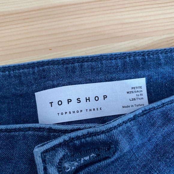 TOPSHOP Flare Jeans PETITE - Picture 2 of 3